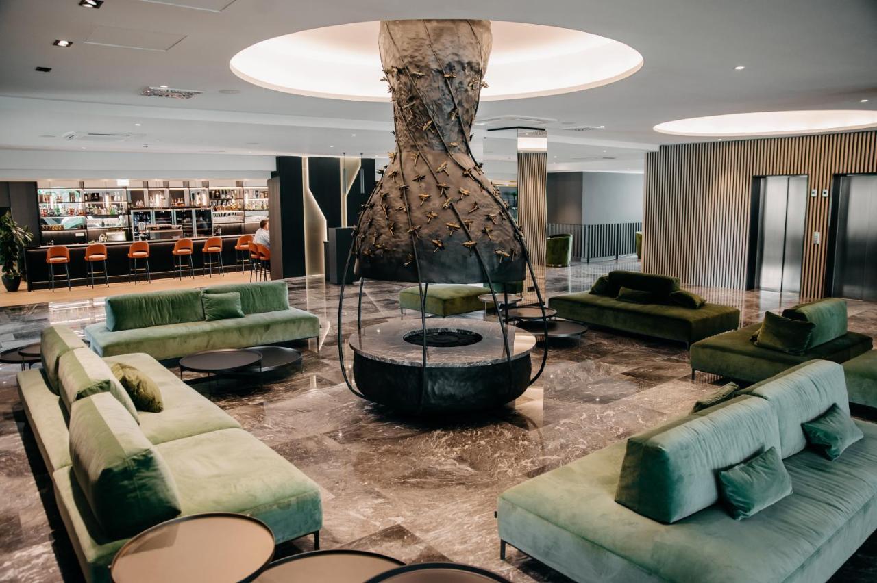 Elegans Hotel Brdo 克拉尼 外观 照片