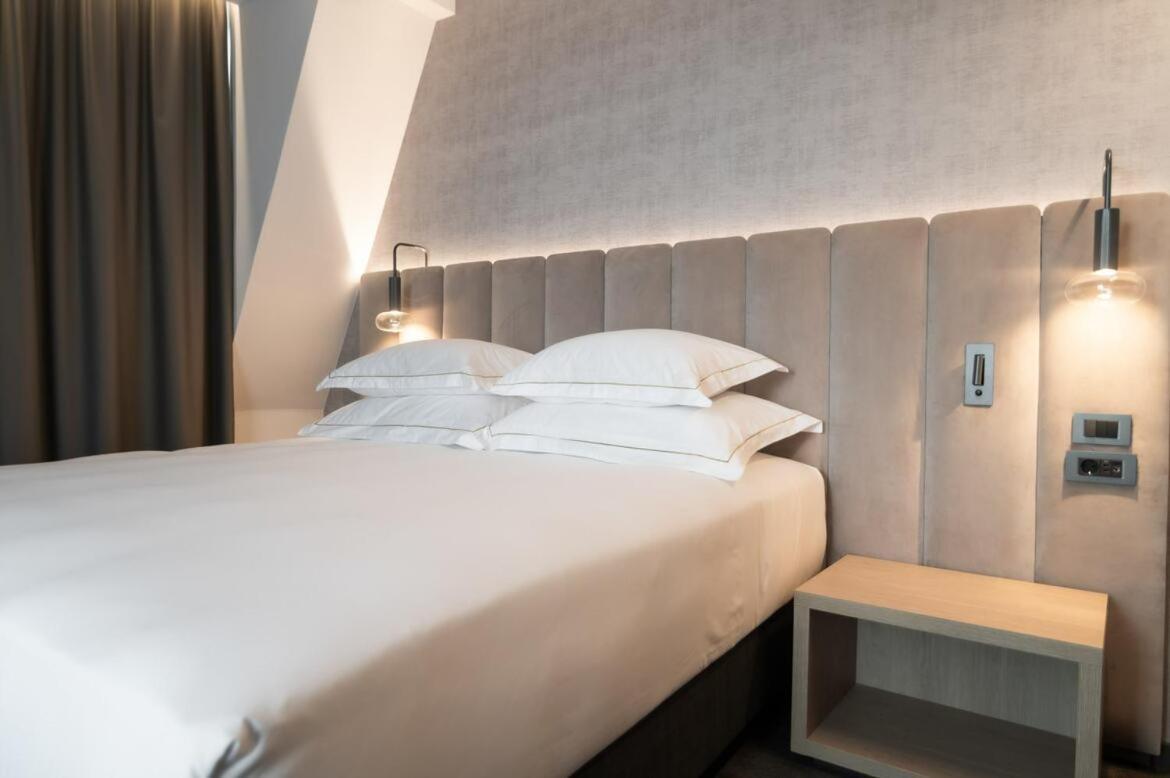 Elegans Hotel Brdo 克拉尼 外观 照片