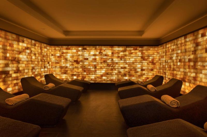 Elegans Hotel Brdo 克拉尼 外观 照片