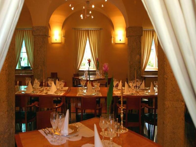 Elegans Hotel Brdo 克拉尼 外观 照片